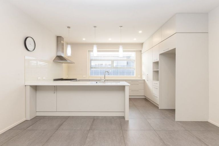 Photo of property in 2/31 Lyndon Street, Riccarton, Christchurch, 8041