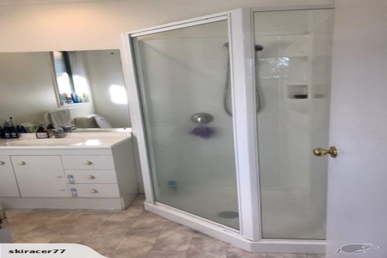 Photo of property in 12 Shannon Place, Nawton, Hamilton, 3200