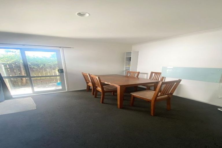 Photo of property in 2/54 May Street, Hamilton East, Hamilton, 3216