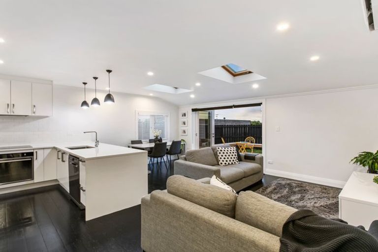 Photo of property in 1/11 Nelson Street, Papakura, 2110