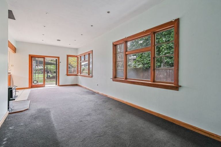 Photo of property in 51 Lionel Street, Avonside, Christchurch, 8061