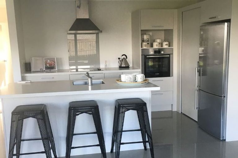 Photo of property in 178 Helenslee Road, Pokeno, 2472