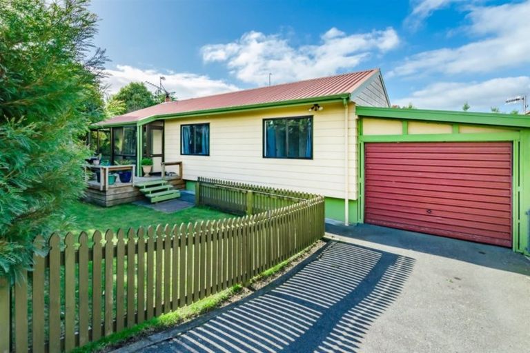 Photo of property in 4a Rata Road, Raumati Beach, Paraparaumu, 5032