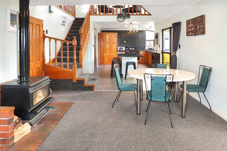 Photo of property in 12 Low Avenue, Foxton Beach, Foxton, 4815