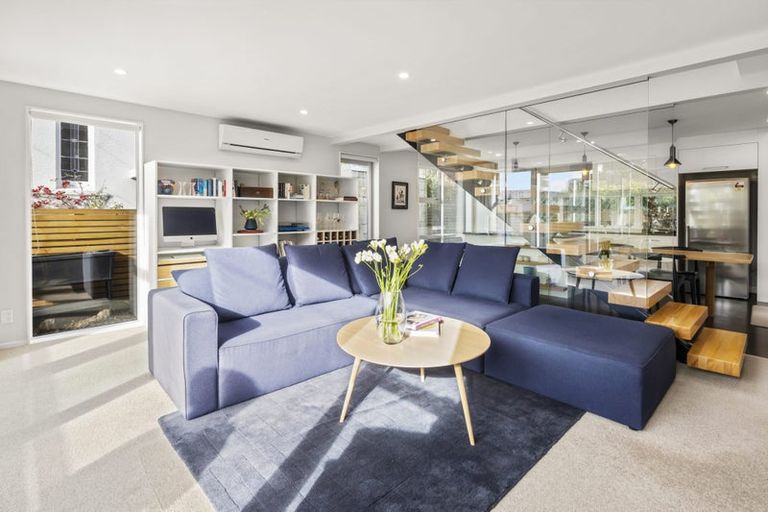 Photo of property in 321c The Terrace, Te Aro, Wellington, 6011