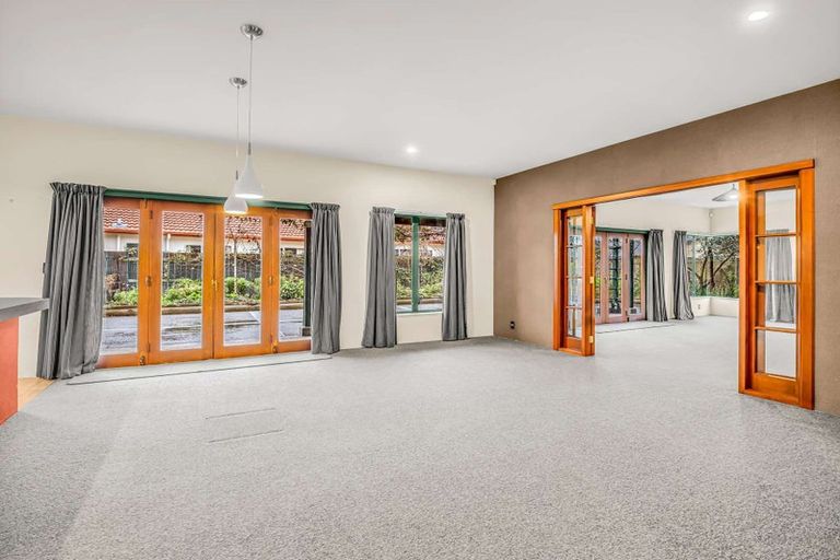 Photo of property in 1 Strachan Way, Highbury, Palmerston North, 4412