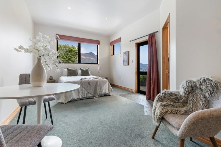 Photo of property in 5a London Lane, Queenstown, 9300