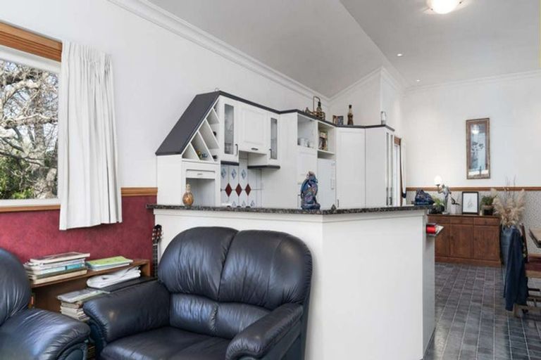 Photo of property in 21 Fox Street, Featherston, 5710