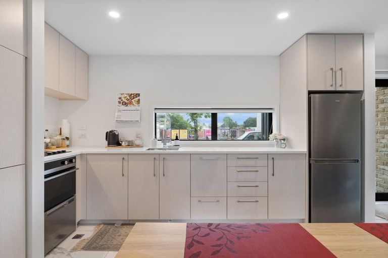 Photo of property in 10/4 Riccarton Road, Riccarton, Christchurch, 8011