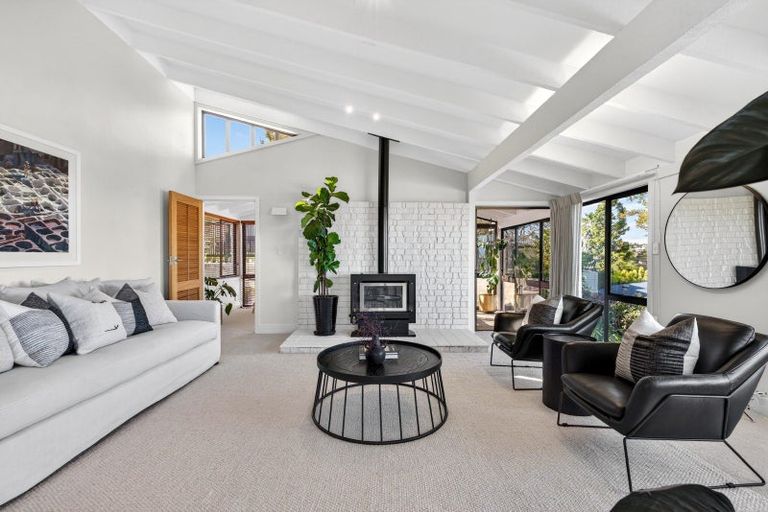 Photo of property in 9 Harvey Road, Bluff Hill, Napier, 4110