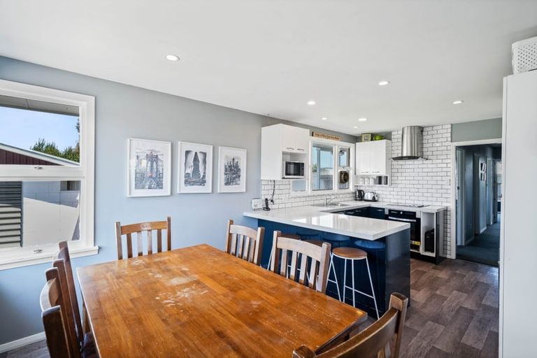 Photo of property in 8 Whelan Place, Hei Hei, Christchurch, 8042