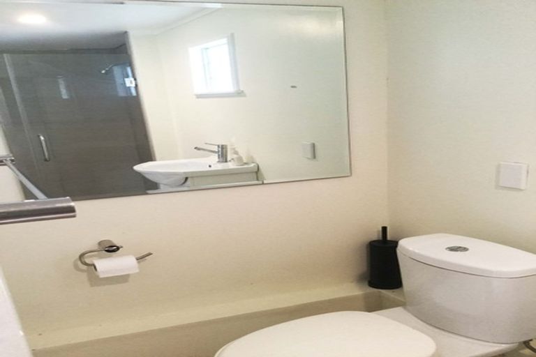 Photo of property in 3/138 Rangatira Road, Beach Haven, Auckland, 0626