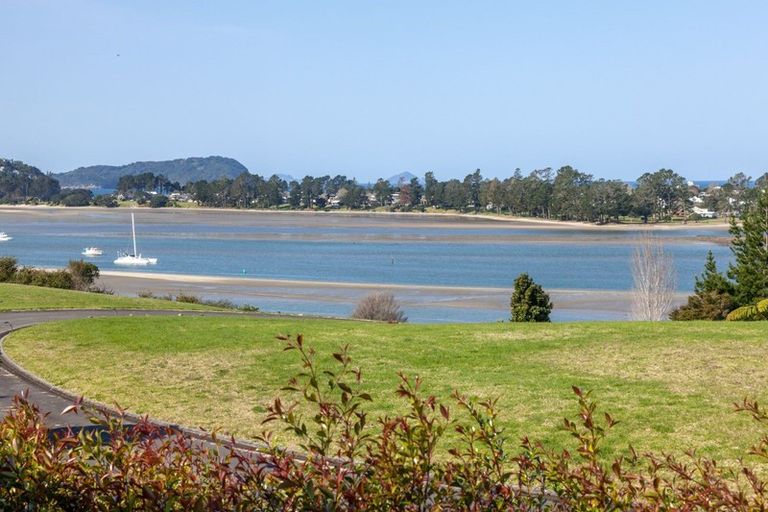 Photo of property in 19 Rewa Rewa Valley, Tairua, 3508