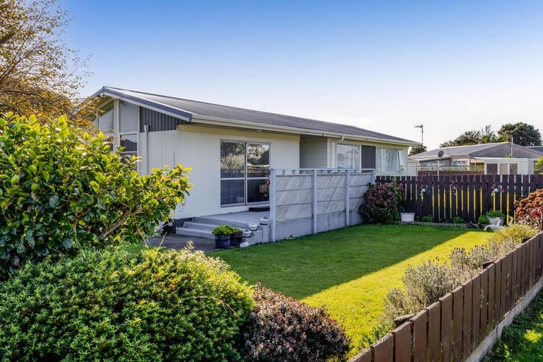 Photo of property in 5 Iredale Road, Hawera, 4610