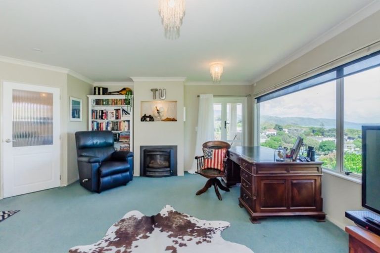 Photo of property in 9 Jeep Road, Raumati South, Paraparaumu, 5032