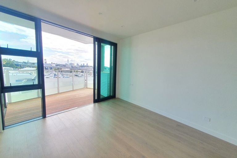 Photo of property in 308/64 Great South Road, Epsom, Auckland, 1051