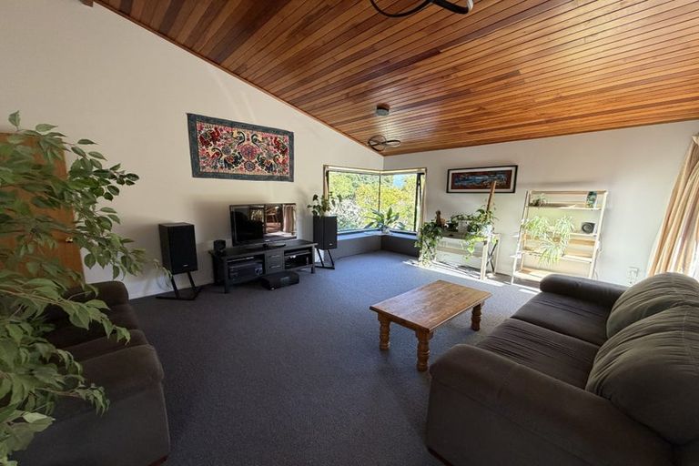 Photo of property in 10a Ruffell Place, Atawhai, Nelson, 7010
