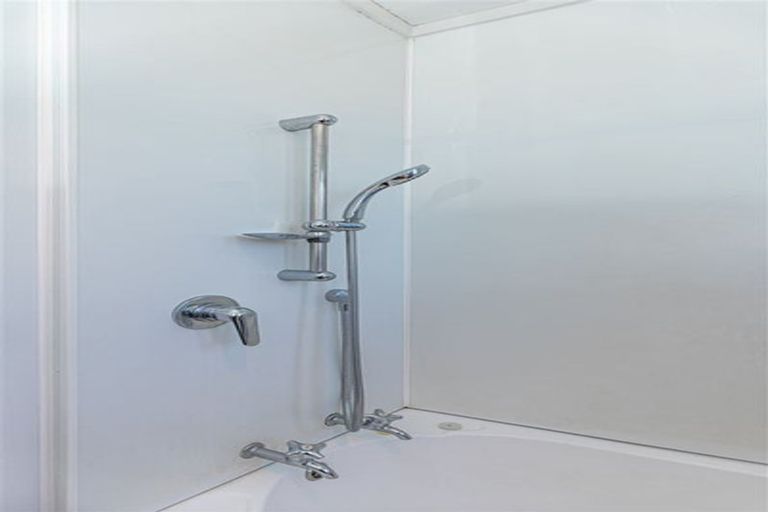 Photo of property in 9 Armstrong Street, Huntly, 3700