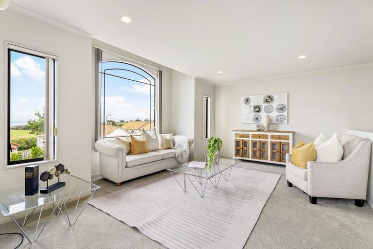 Photo of property in 121 Alec Craig Way, Gulf Harbour, Whangaparaoa, 0930