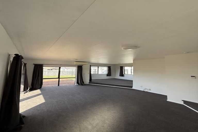 Photo of property in 3 Bartholomew Drive, Nawton, Hamilton, 3200