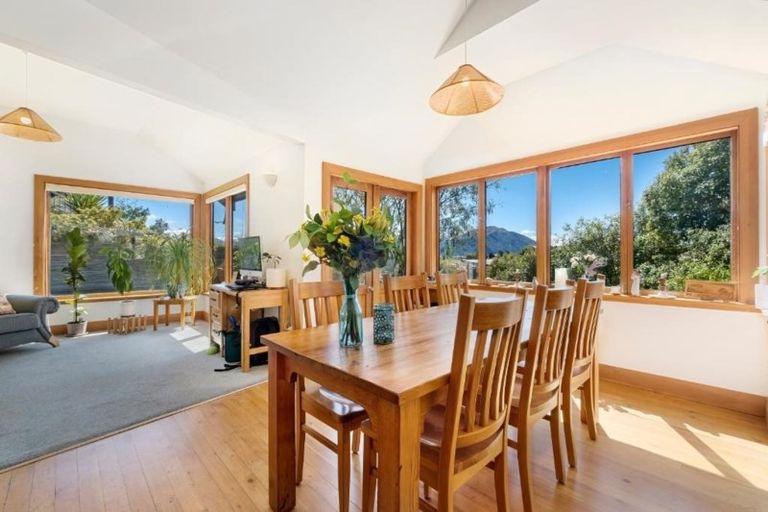 Photo of property in 7 Scaife Place, Wanaka, 9305