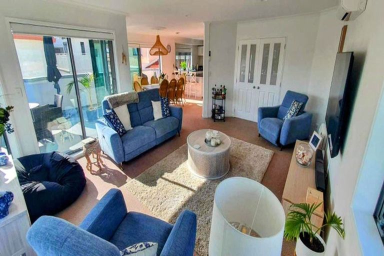 Photo of property in 4a Sunbrae Grove, Mount Maunganui, 3116