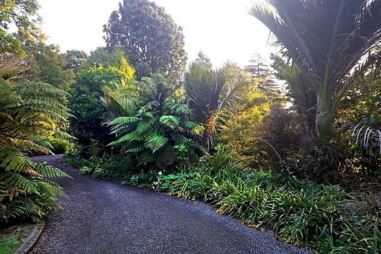 Photo of property in 33 Mokena Kohere Street, Manakau, Levin, 5573