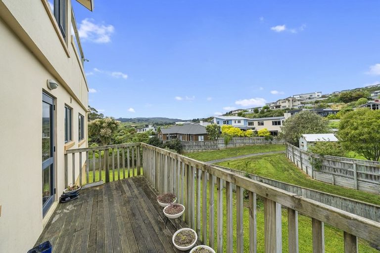 Photo of property in 41 Samwell Drive, Whitby, Porirua, 5024