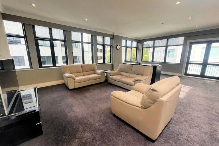Photo of property in Kelvin House, 8c/16 The Terrace, Wellington Central, Wellington, 6011