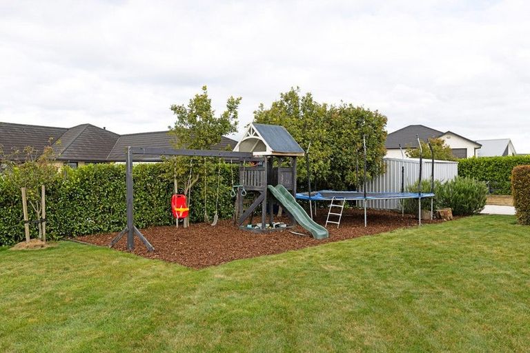 Photo of property in 26 Mike Smith Drive, Cambridge, 3434