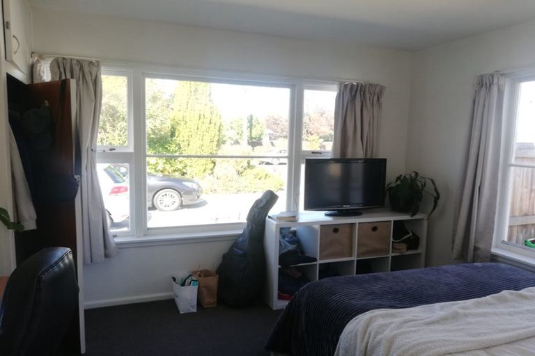 Photo of property in 120 Maidstone Road, Ilam, Christchurch, 8041