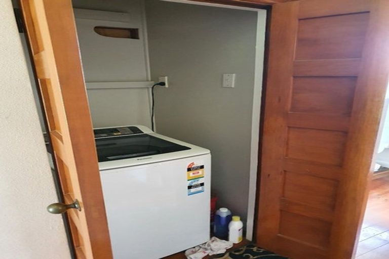 Photo of property in 5 Clark Road, Pahurehure, Papakura, 2113