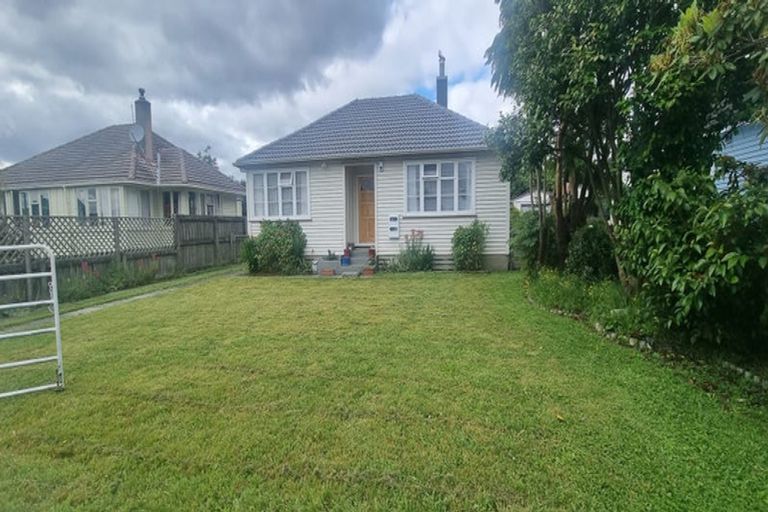 Photo of property in 10 Clinkard Avenue, Glenholme, Rotorua, 3010