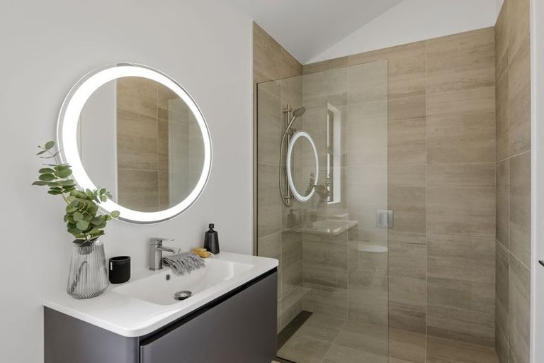 Photo of property in 2/1 Hebe Lane, Northwood, Christchurch, 8051