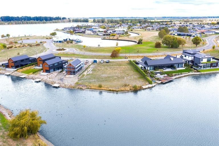 Photo of property in 199 Lake Hood Drive, Huntingdon, Ashburton, 7774