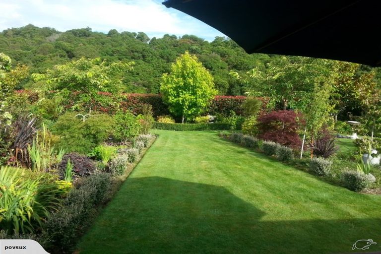 Photo of property in 39 Pukeko Way, Kinloch, Taupo, 3377