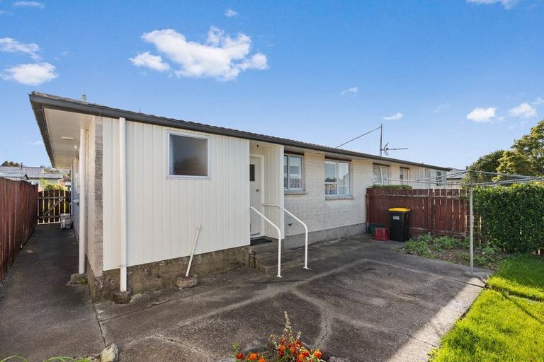 Photo of property in 2 Keir Crescent, Lansdowne, Masterton, 5810