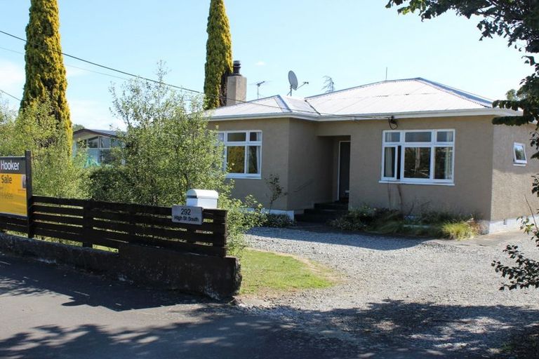 Photo of property in 292 High Street South, Carterton, 5713