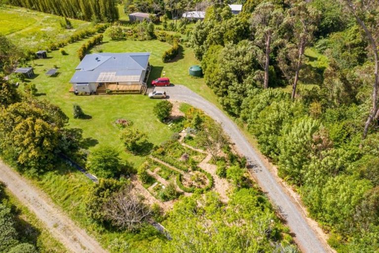 Photo of property in 25 Blue Gum Lane, Kerikeri, 0293
