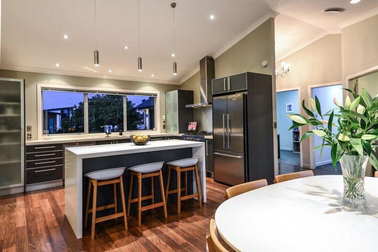 Photo of property in 26 The Esplanade, Huntington, Hamilton, 3210