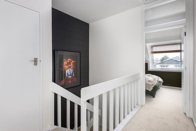 Photo of property in 2/62 Picton Avenue, Riccarton, Christchurch, 8011