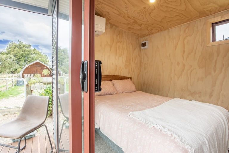 Photo of property in 19 Rathbone Street, Waipawa, 4210