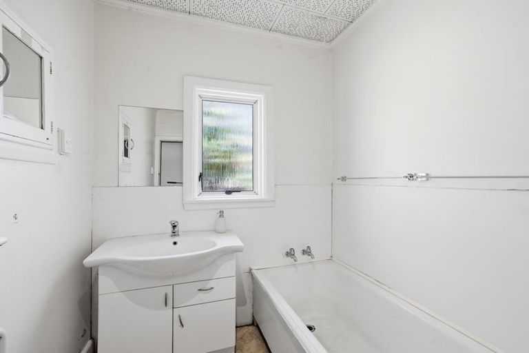 Photo of property in 42 Mathers Road, Hoon Hay, Christchurch, 8025