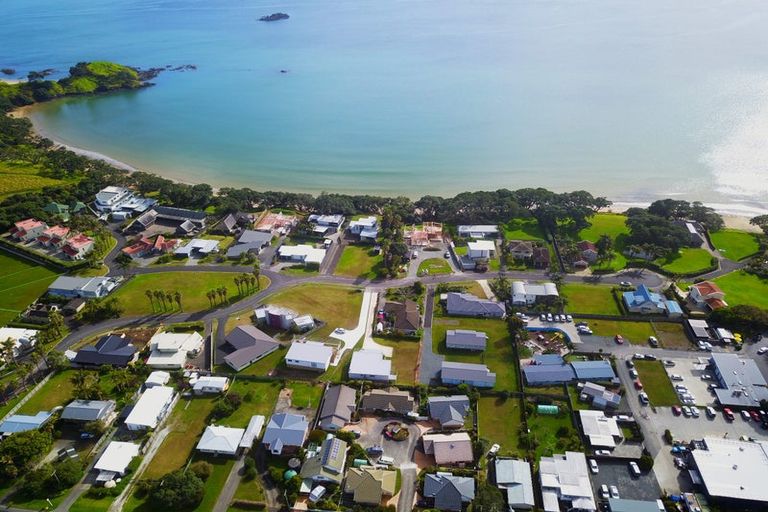 Photo of property in 4/163 State Highway 10, Coopers Beach, 0420