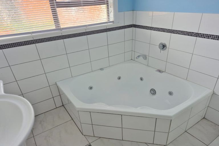 Photo of property in 40 Frederick Street, Avalon, Lower Hutt, 5011