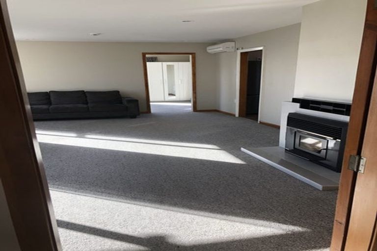Photo of property in 4 Janet Street, Upper Riccarton, Christchurch, 8041