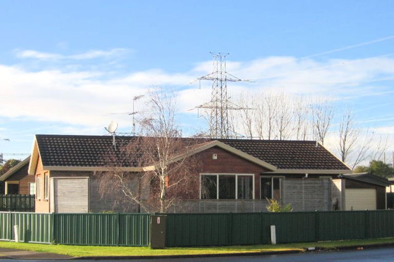 Photo of property in 7 Kenwick Place, Burswood, Auckland, 2013