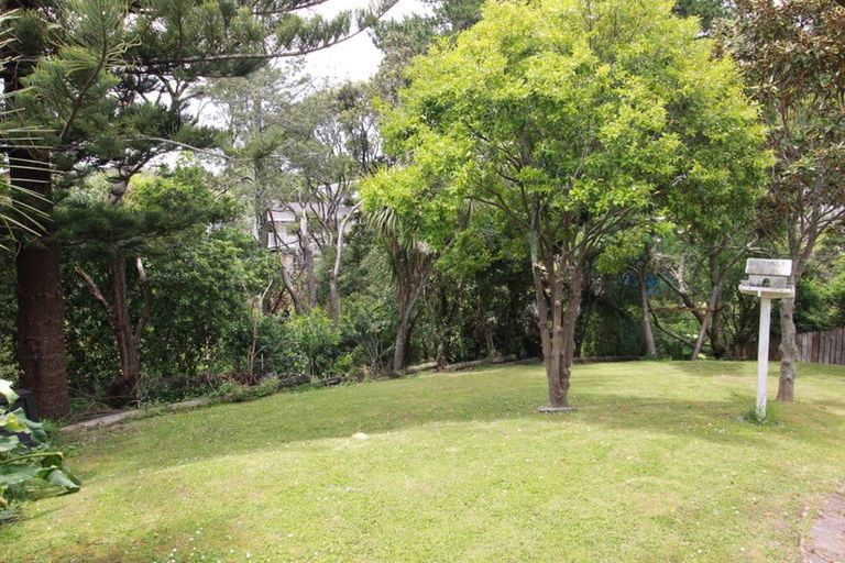 Photo of property in 17 Cunliffe Place, Glenfield, Auckland, 0629