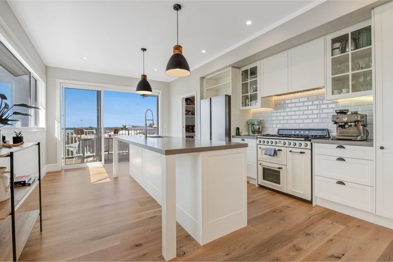Photo of property in 63 Landmark Terrace, Orewa, 0931