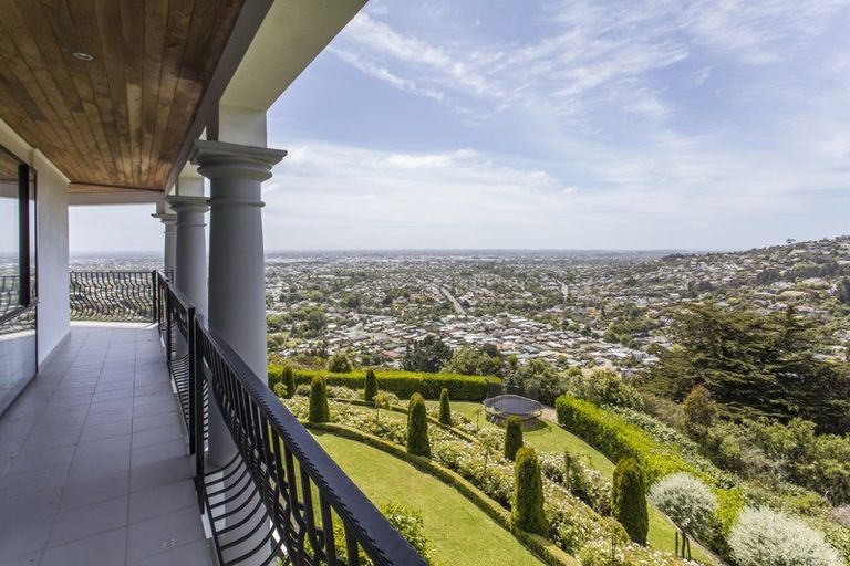 Photo of property in 80 Longhurst Terrace, Cashmere, Christchurch, 8022